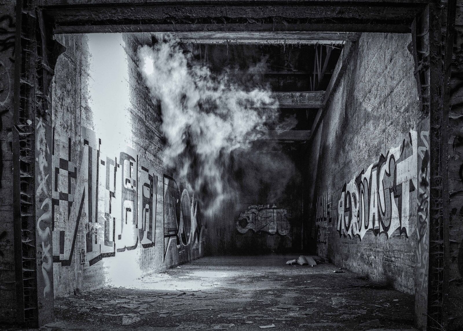 Nikon D3300 sample photo. Art, wall, graphite, smoke photography