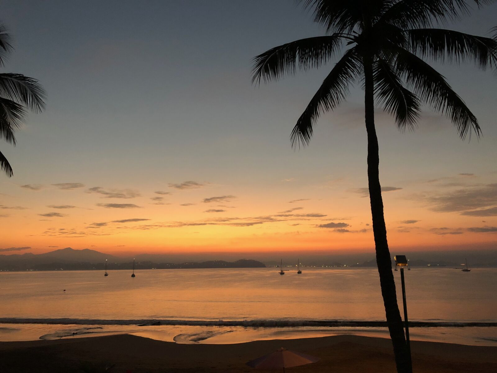 Apple iPhone X sample photo. Sunrise, tropical, sky photography