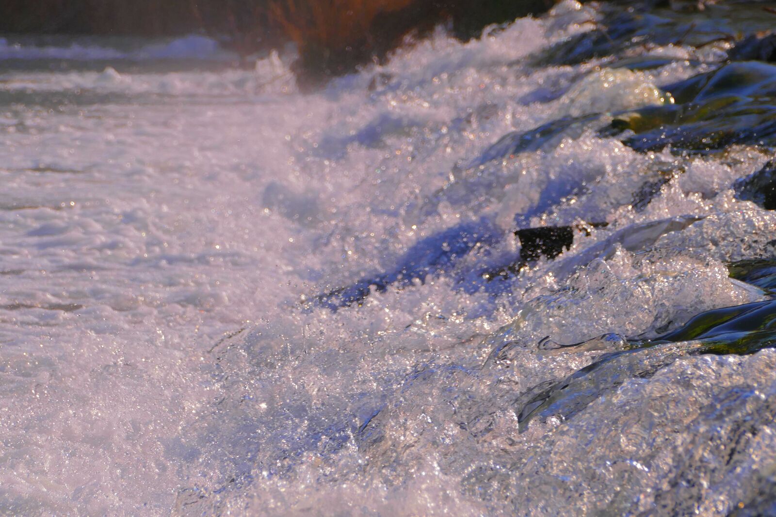 Panasonic Lumix DMC-FZ1000 sample photo. Waterfall, water, running photography