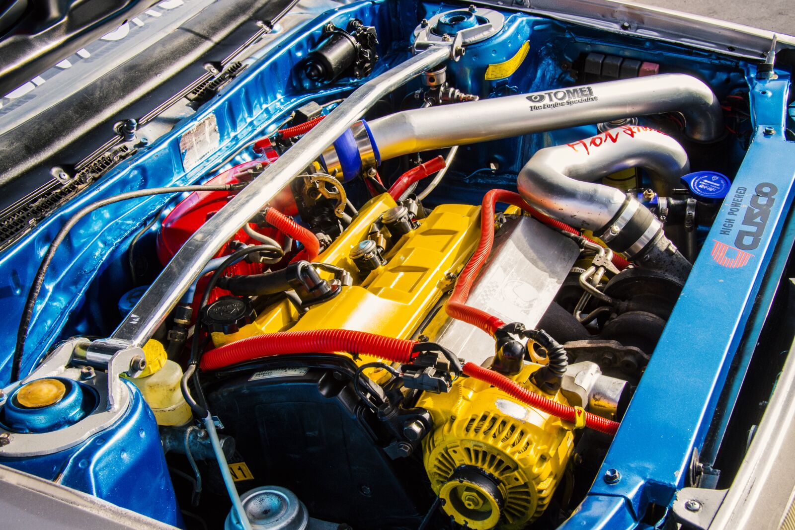 Canon EF-S 17-85mm F4-5.6 IS USM sample photo. Engine, car engine, sports photography
