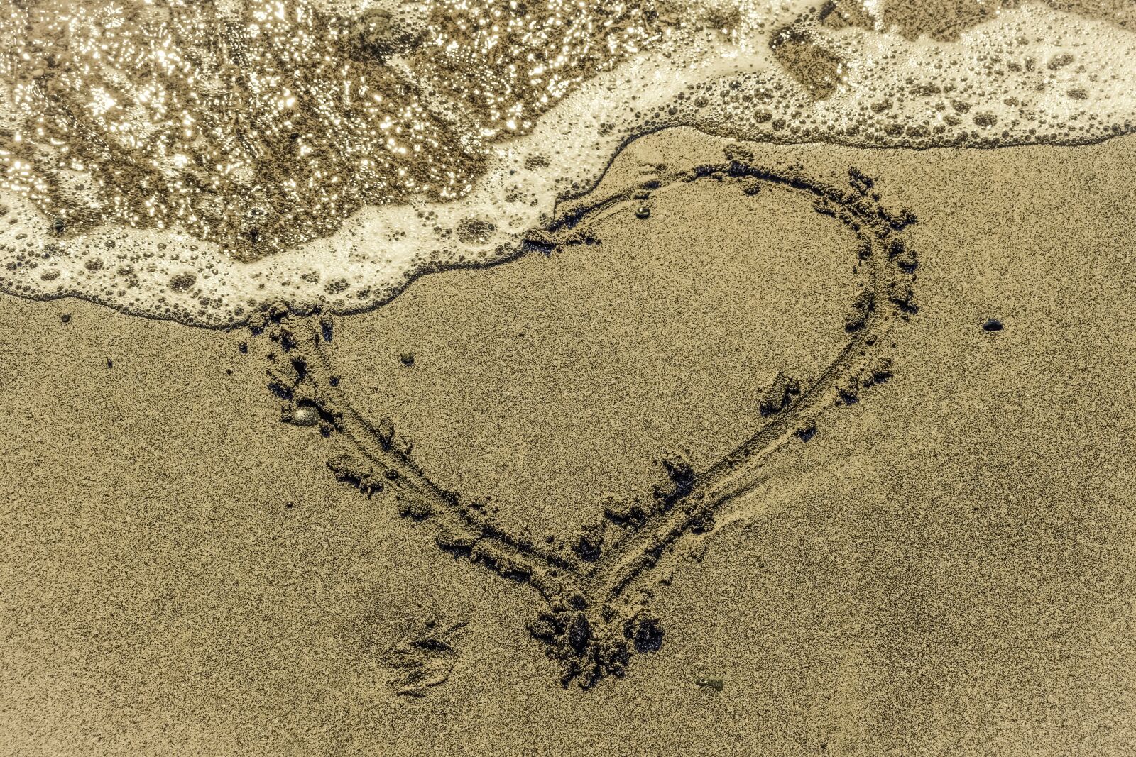 Nikon D3300 sample photo. Faded love, love, heart photography