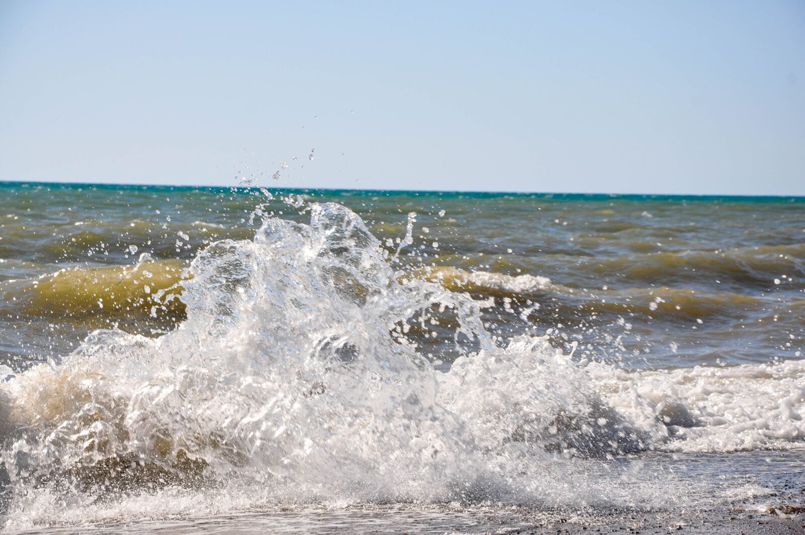 Nikon D90 sample photo. Black sea, wave, beach photography