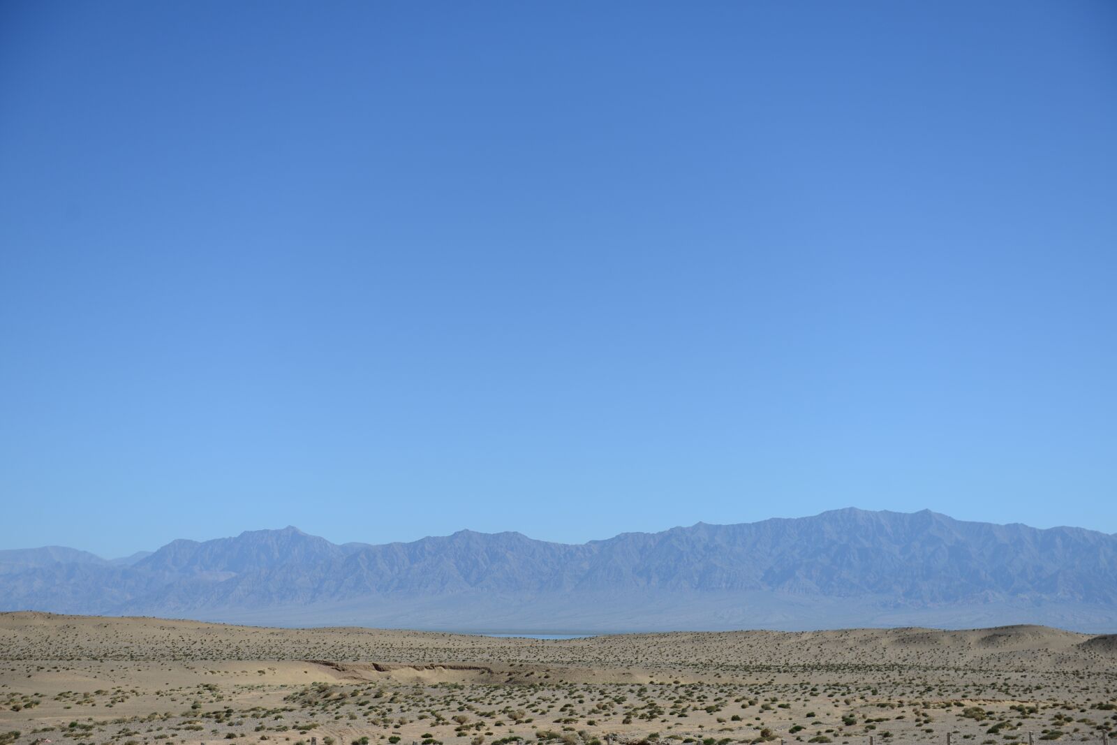 Nikon D800 sample photo. Distant hills, open, desert photography