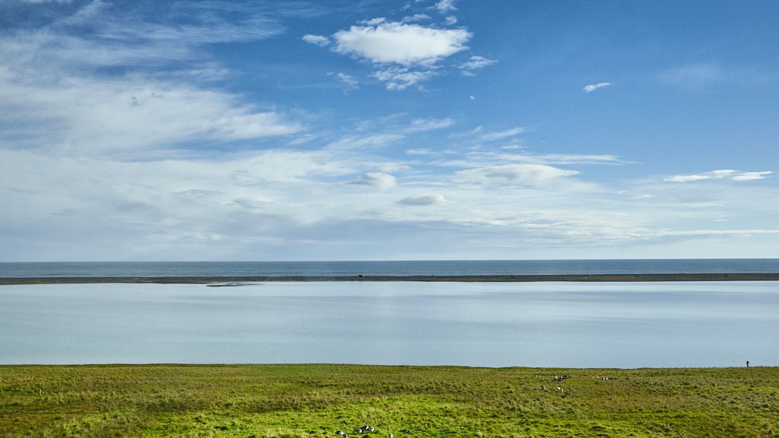 Canon EOS 5D Mark II sample photo. Grassland, mirror, clouds photography