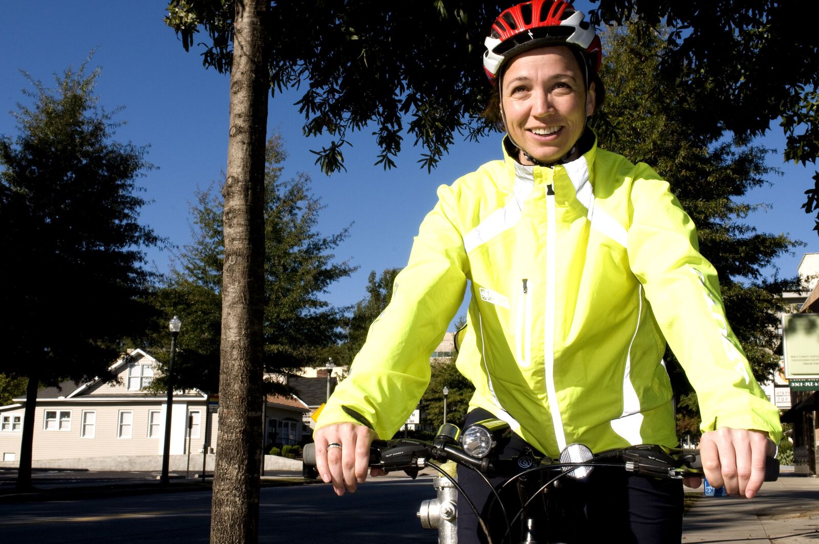 Nikon D300 sample photo. Smile, female, bicyclist, bicycle photography