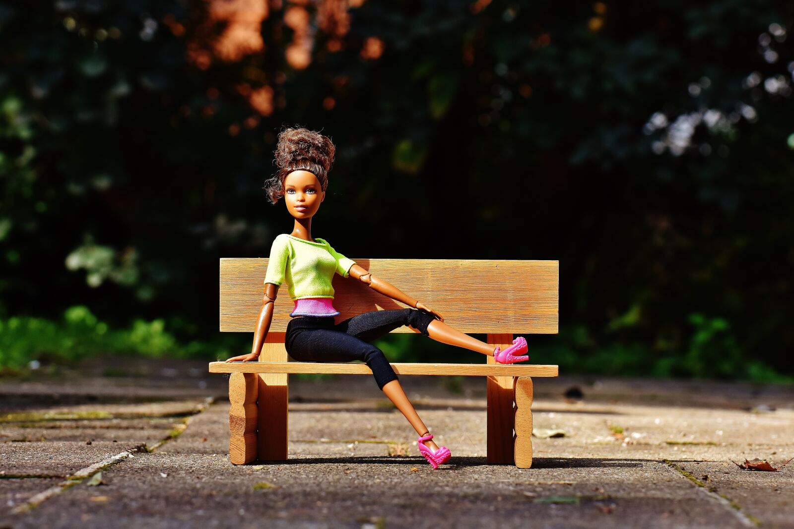 Nikon D7200 sample photo. Beauty, barbie, bank photography