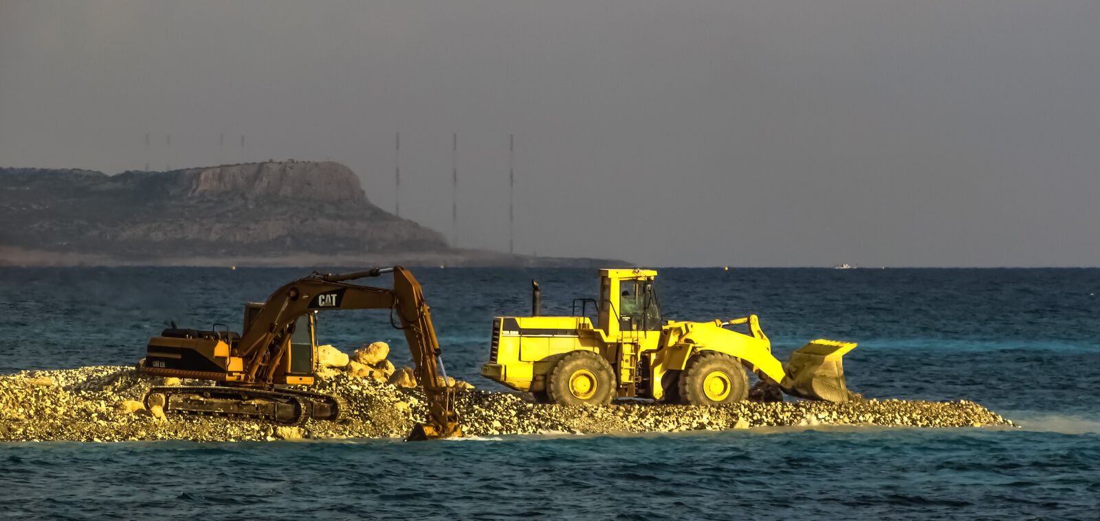 Canon PowerShot SX400 IS sample photo. Bulldozer, digger, heavy machine photography