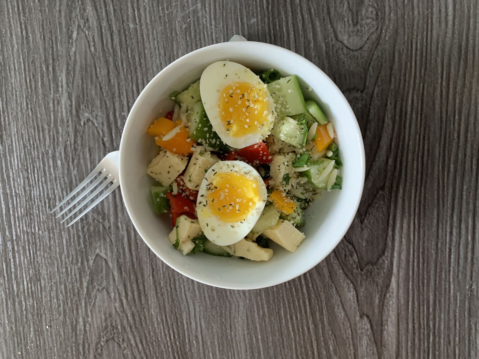 iPhone XS Max back dual camera 4.25mm f/1.8 sample photo. Salad, quinoa, eggs photography