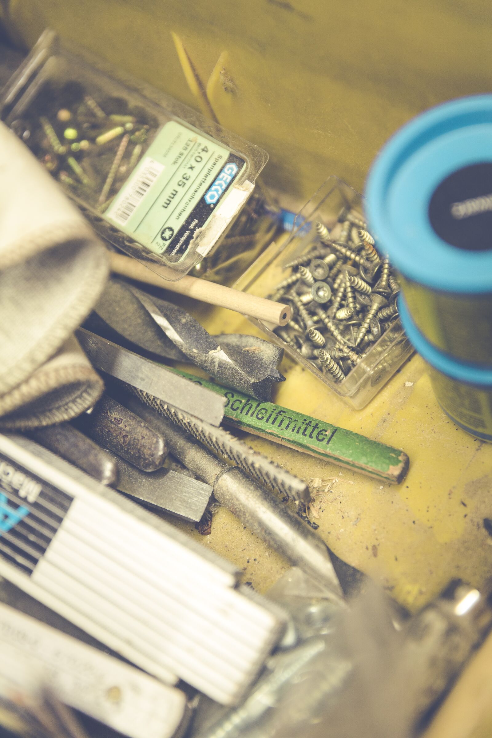 Canon EF 24-70mm F2.8L II USM sample photo. Tool, meter, scale photography