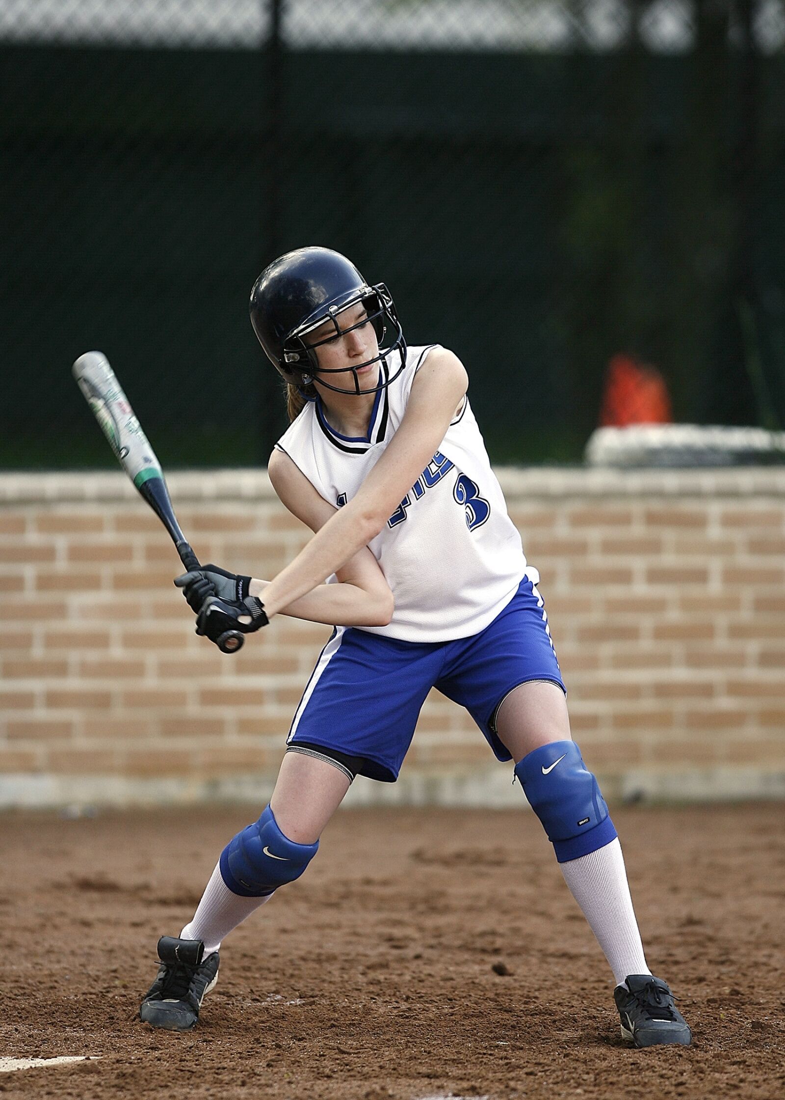 Canon EOS-1D Mark II N sample photo. Softball, batter, female photography
