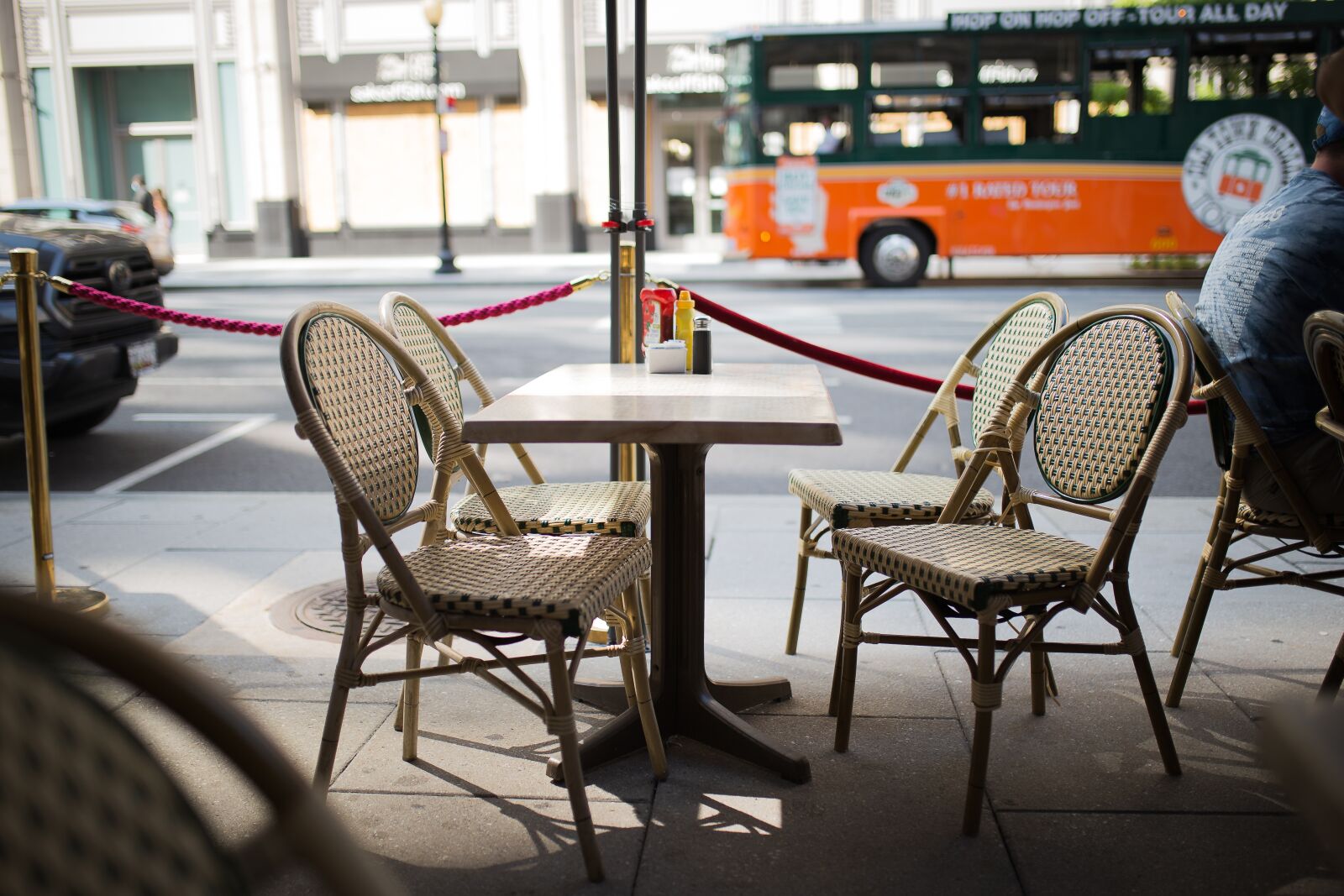 Canon EOS 6D sample photo. Cafe, tables and chairs photography