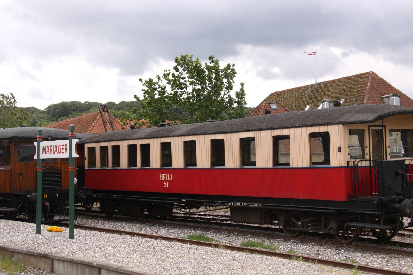 Canon EOS 50D sample photo. Carriage, veterantog, rail photography
