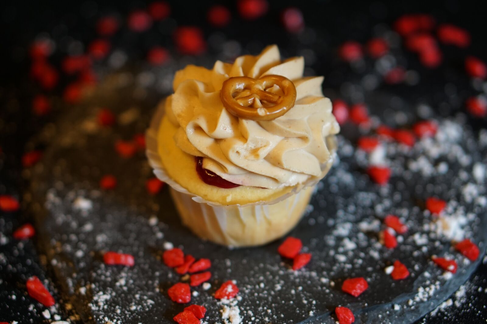 E 50mm F1.8 OSS sample photo. Cupcake, peanut, coffee time photography