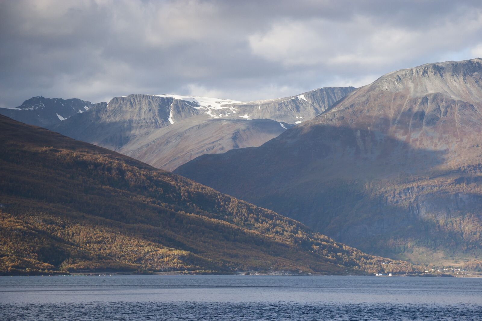 Canon EOS 20D sample photo. Landscape, mountains, sea photography