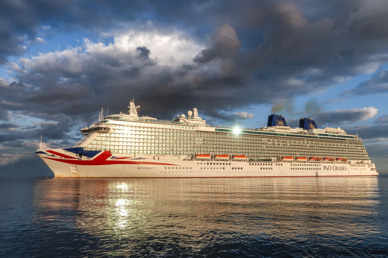 Canon PowerShot G7 X Mark II sample photo. Cruise ship, britannia, baltic photography