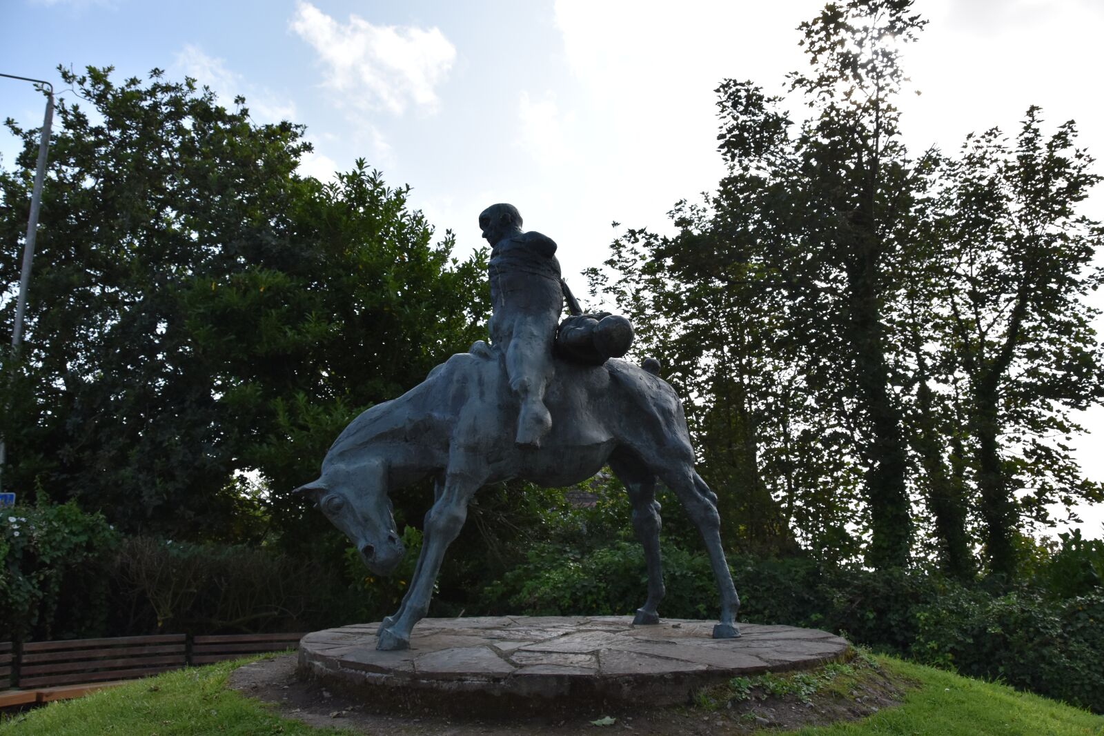 Nikon D5600 sample photo. Statue, harlech, wales photography