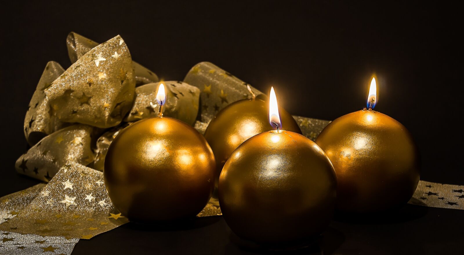 Canon EOS 650D (EOS Rebel T4i / EOS Kiss X6i) sample photo. Advent, 3 advent, advent candles photography