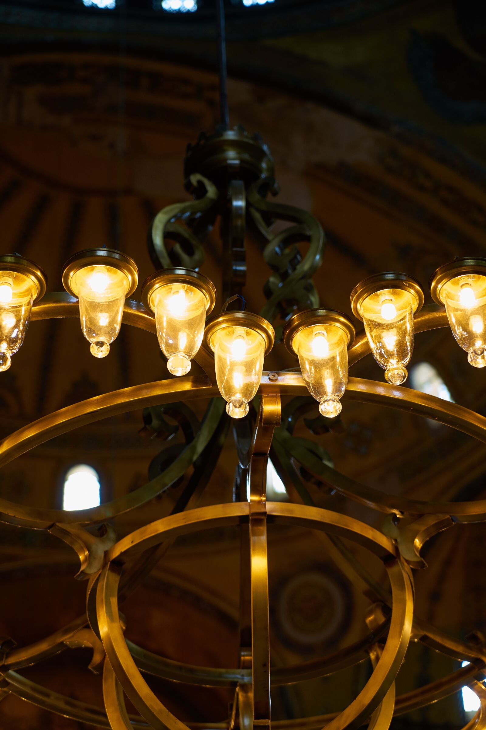Sony a7R II sample photo. Lamp, light, chandelier photography