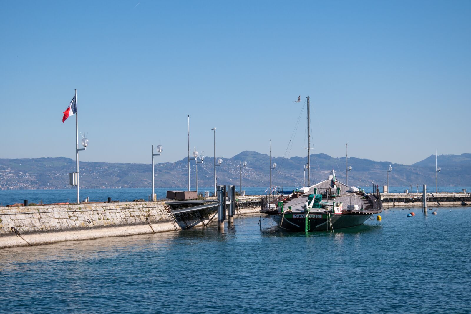 Nikon D5500 sample photo. Boat, harbor, sea photography