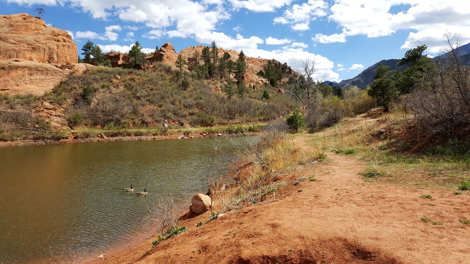 Samsung Galaxy Note5 sample photo. Red rock canyon, lake photography