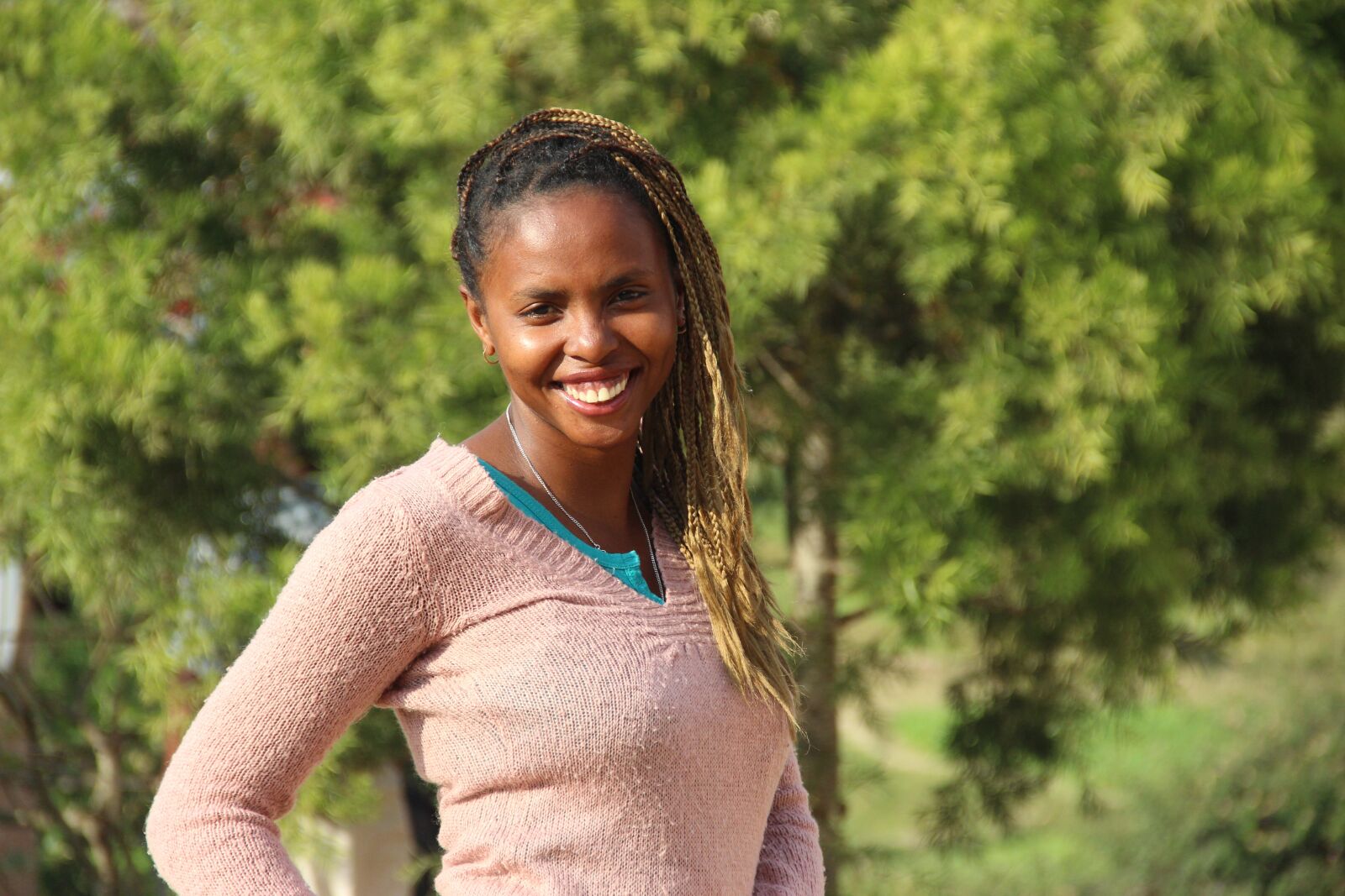 Canon EOS 600D (Rebel EOS T3i / EOS Kiss X5) sample photo. Girl, madagascar, africa photography