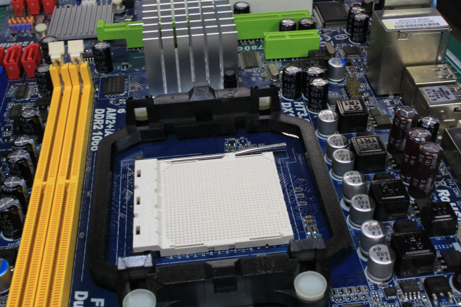 Canon EOS 50D sample photo. Computer, motherboard, pc photography