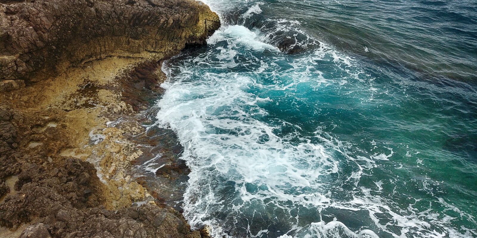 LG G6 sample photo. Sea, cliffs, coast photography