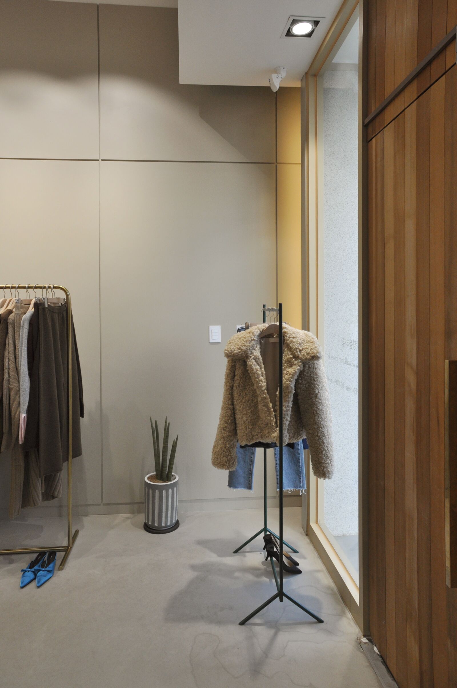 Nikon D90 sample photo. Room, indoors, internal photography