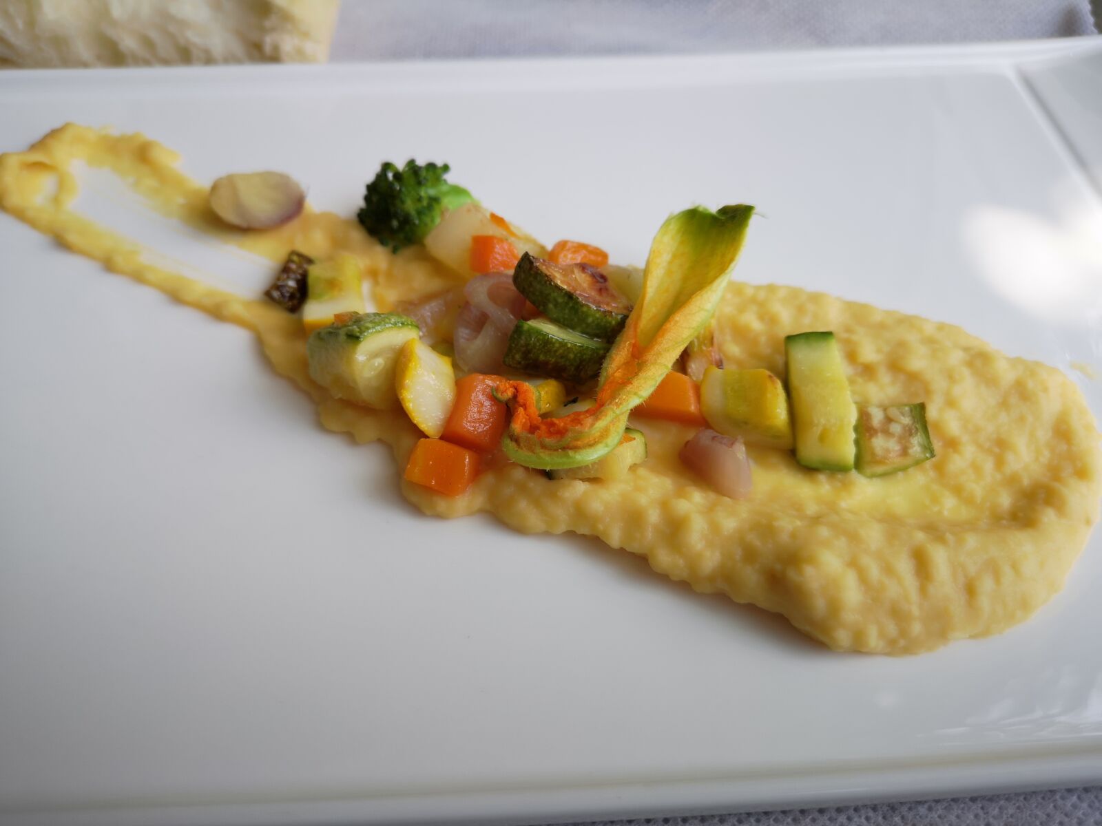 HUAWEI CLT-L29 sample photo. Food, veggie, restaurant photography