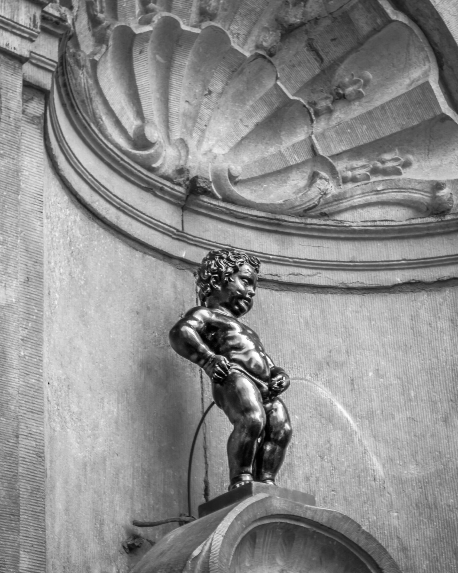 Canon EOS 70D sample photo. Manneken pis, brussels, belgium photography