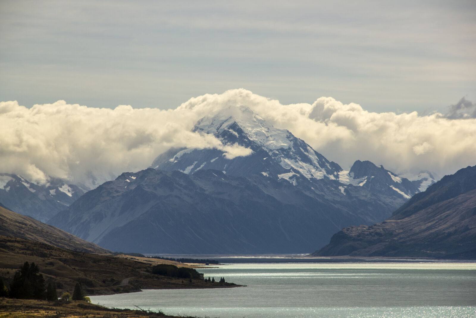 Canon EOS 550D (EOS Rebel T2i / EOS Kiss X4) sample photo. Cloud, line, clouds, glacier photography