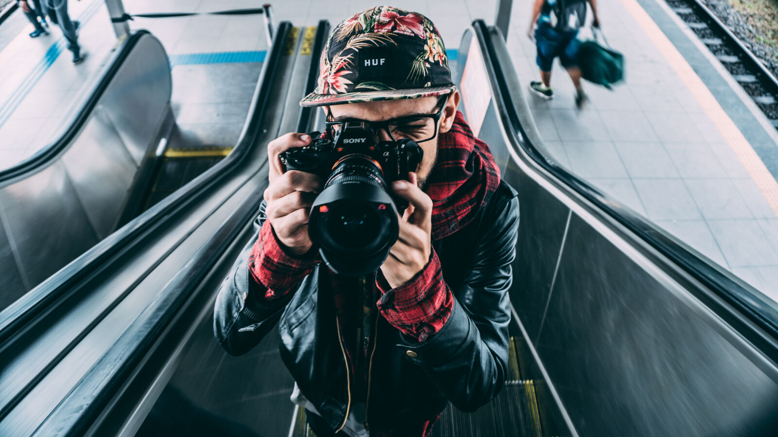Sony a6300 sample photo. Transportation, system, people, fast photography