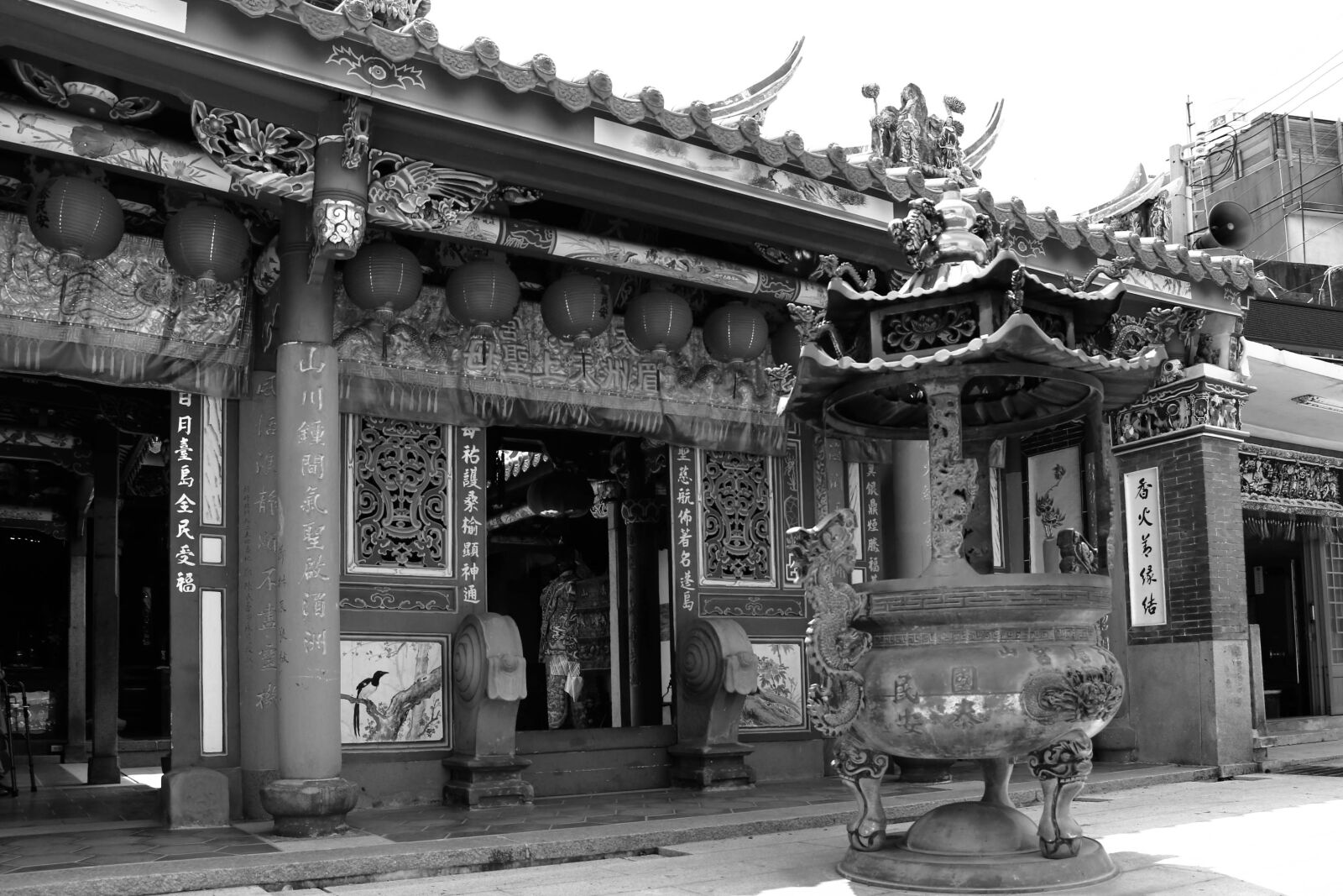 Canon EOS 70D sample photo. Temple, incense, burner photography