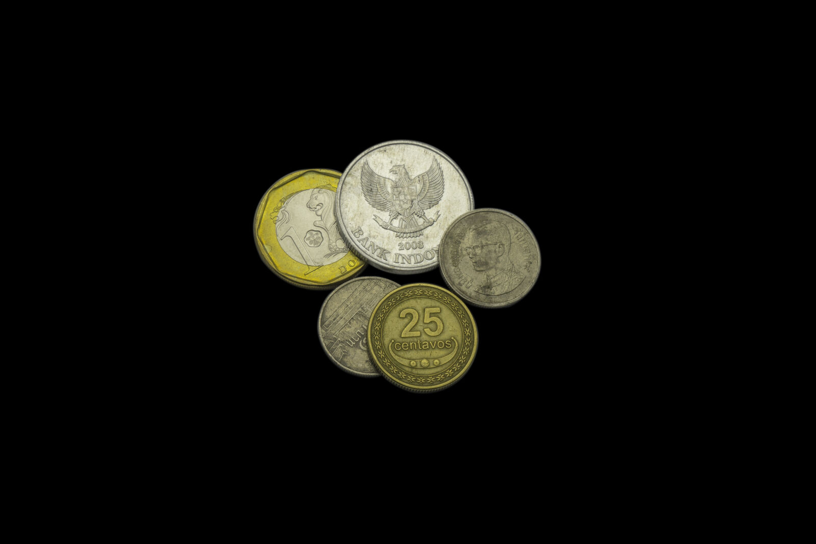 Sony a7 II + Sony Vario Tessar T* FE 24-70mm F4 ZA OSS sample photo. Coins, saving photography