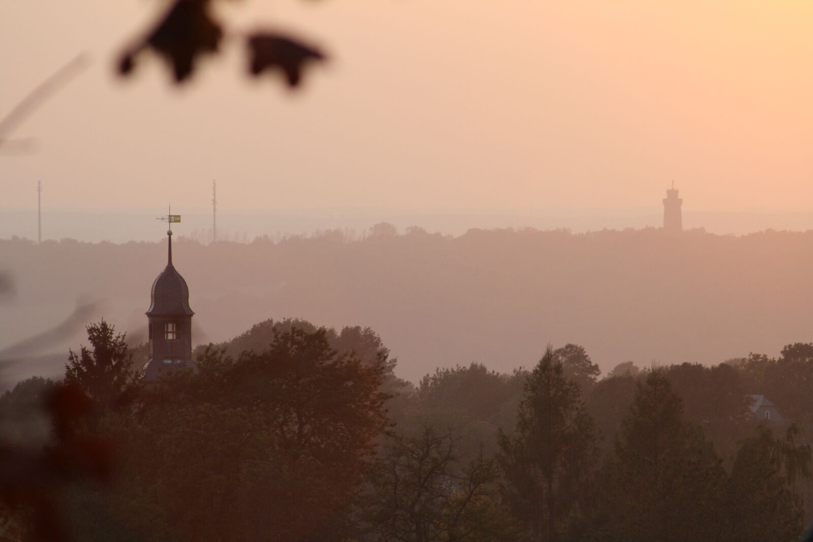 Canon EOS 1000D (EOS Digital Rebel XS / EOS Kiss F) sample photo. Sunset, glauchau, lobsdorf photography