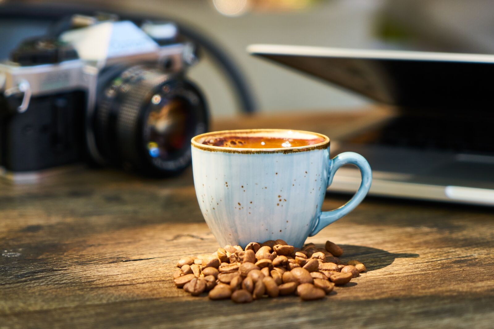 Sony a7R II sample photo. Coffee, laptop, technology photography
