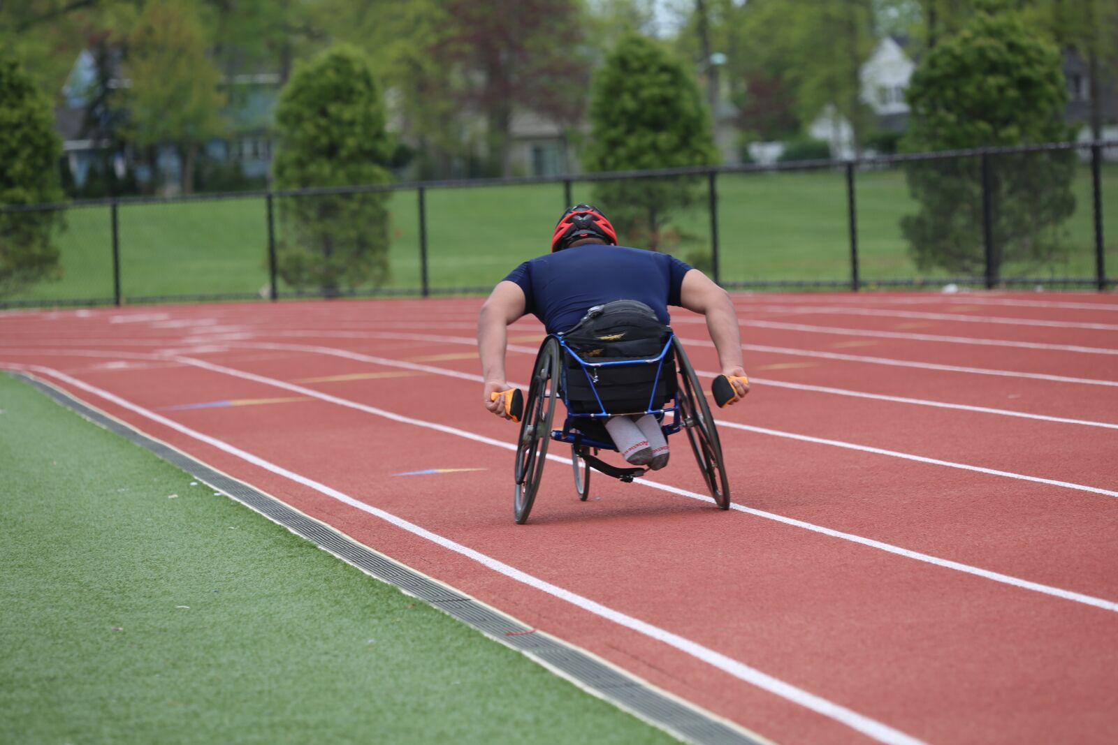 Canon EF 180mm F3.5L Macro USM sample photo. Competition, athletics, race photography