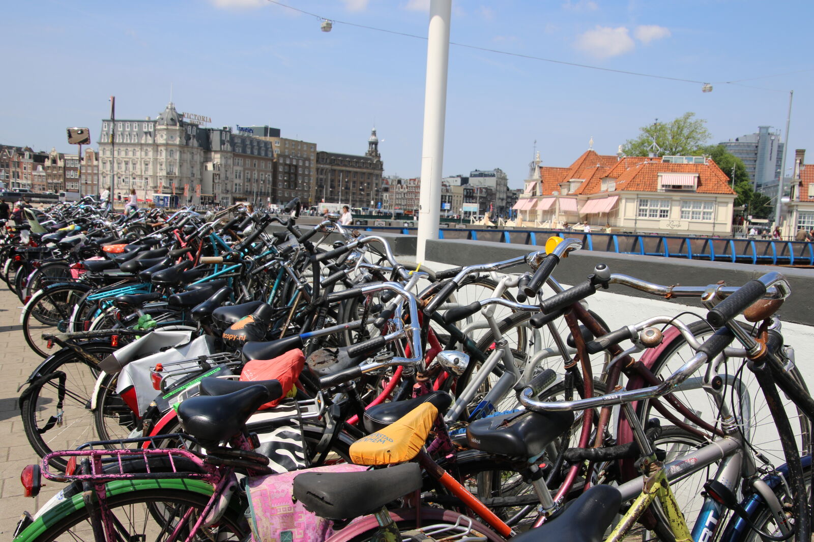 Canon EOS 7D Mark II sample photo. Amsterdam, bicycle, bike, buildings photography