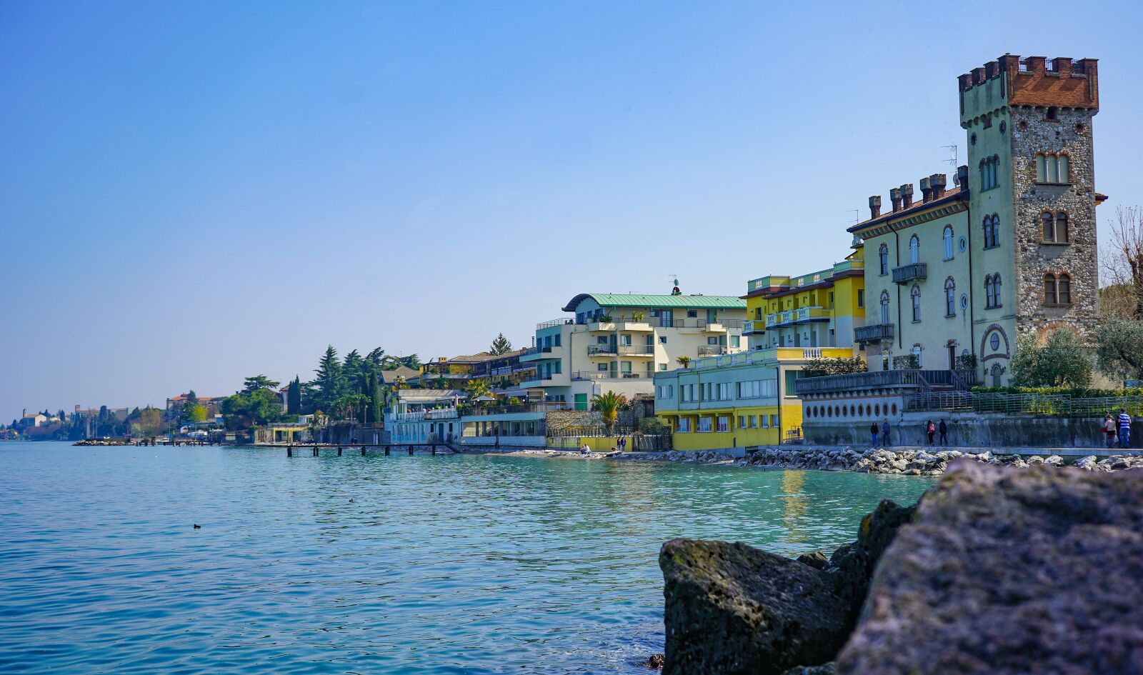 Sony a7 III + Sony FE 28-70mm F3.5-5.6 OSS sample photo. Desenzano del garda, desenzano photography
