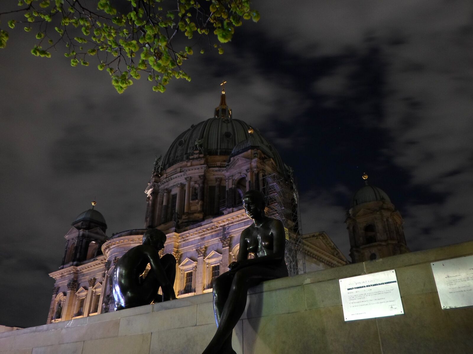 Samsung ST66 / ST68 sample photo. Berlin, church, cathedral photography
