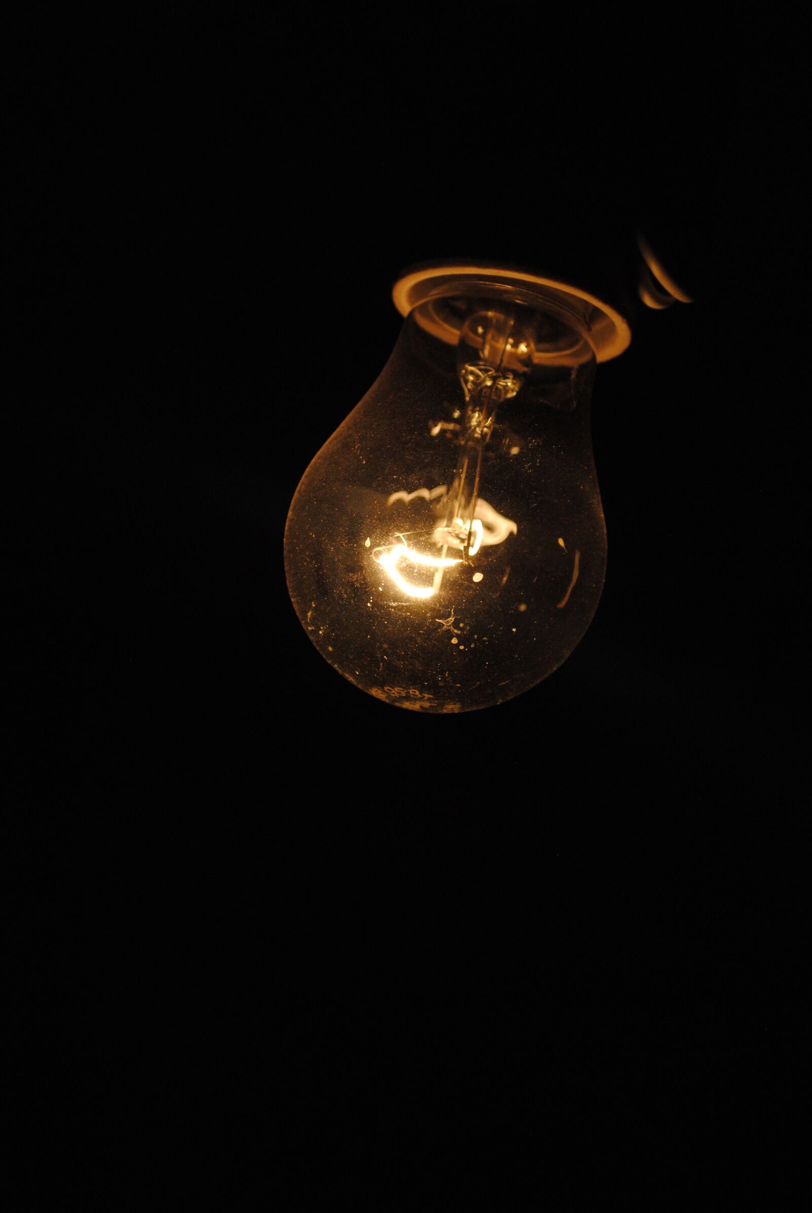 Nikon D3000 sample photo. Lamp, light, darkness photography