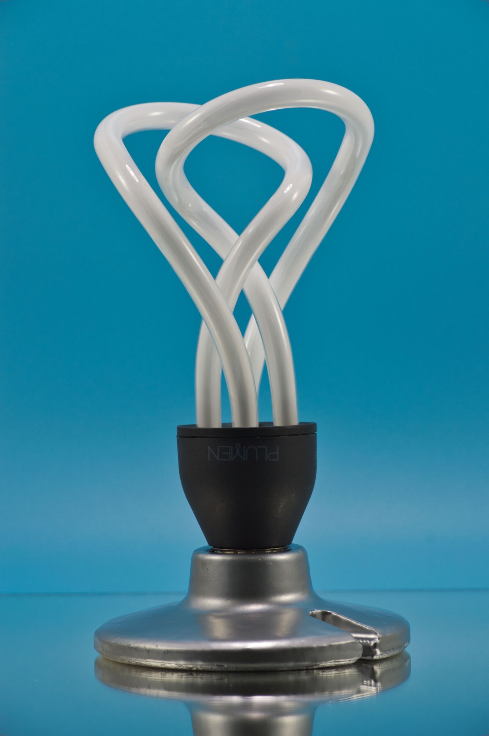 Nikon D3200 sample photo. Lamp, florescente, light photography