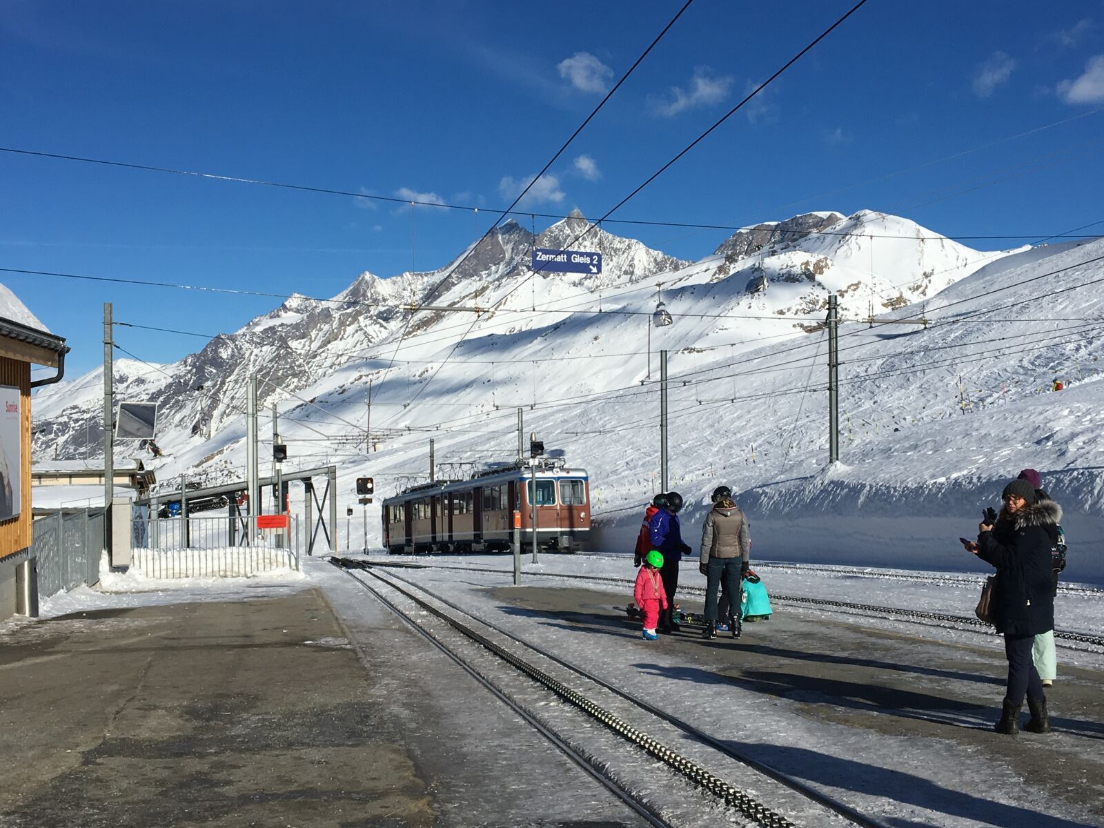 Apple iPhone 6s sample photo. Alpine, train, zermatt photography