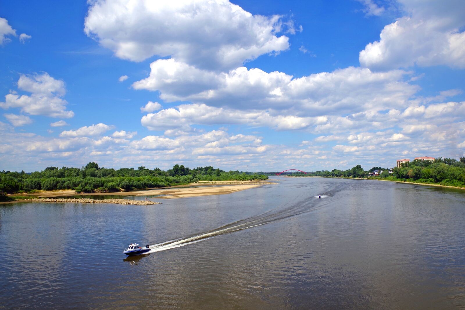 Pentax K-1 sample photo. River, wisla, motorboats photography