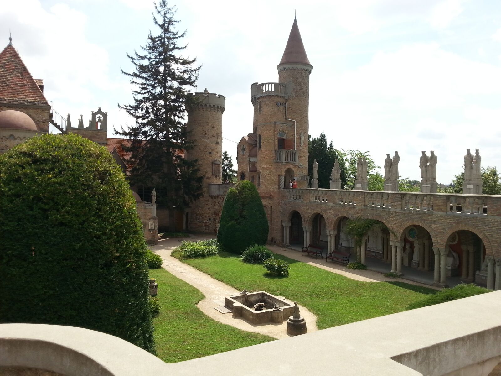 Samsung Galaxy S3 sample photo. Mary valley, castle photography