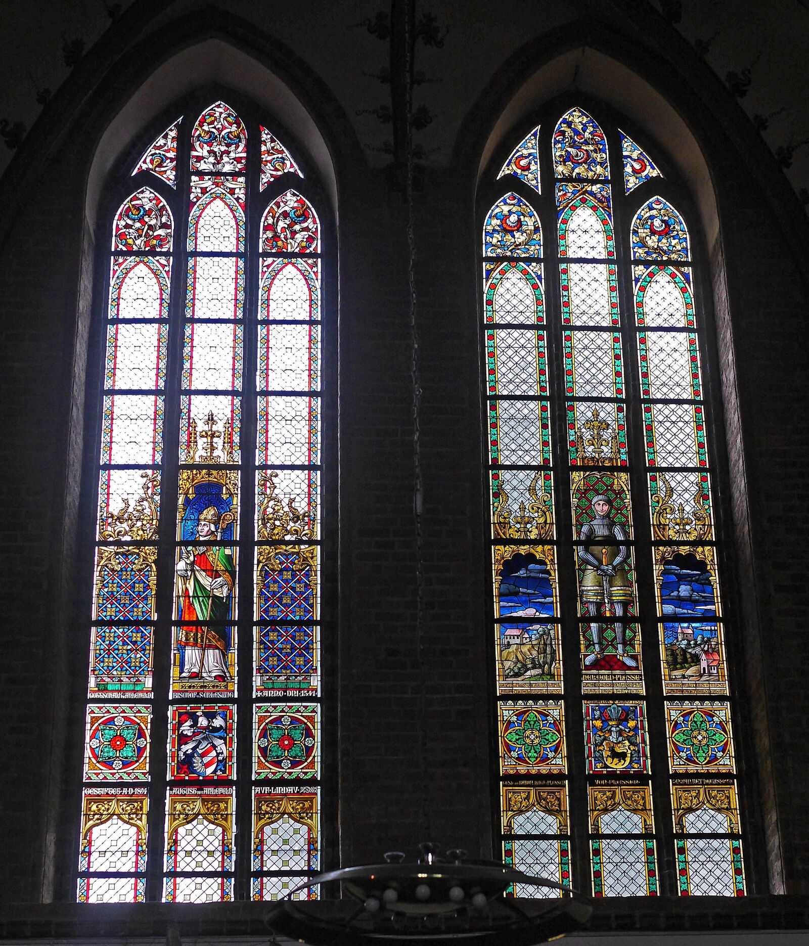 Panasonic Lumix DMC-GH3 sample photo. Church window, main church photography
