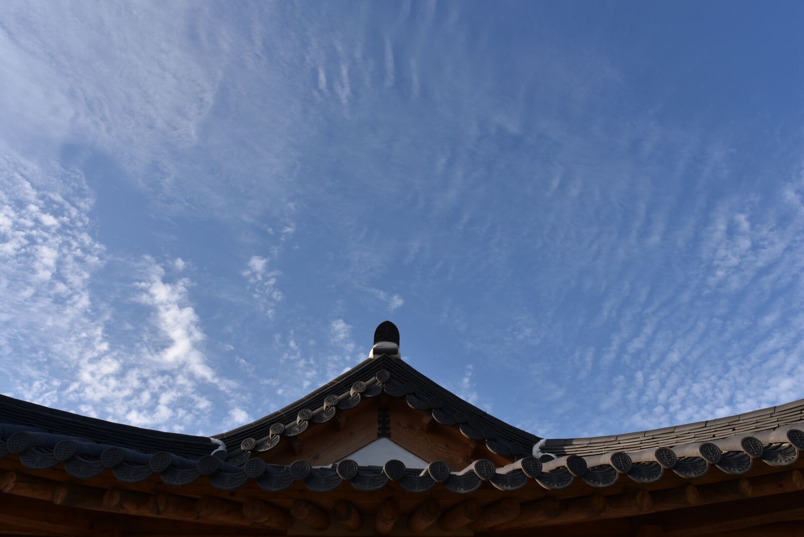 Nikon D750 sample photo. Build, sky, cloud photography