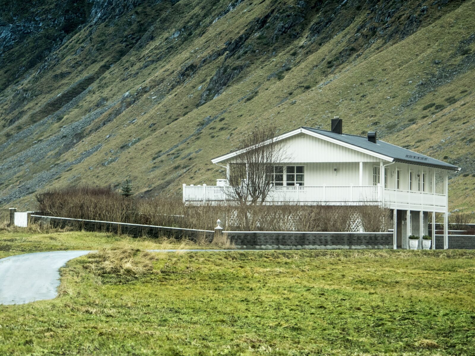 Nikon D5500 sample photo. House, rural, field photography