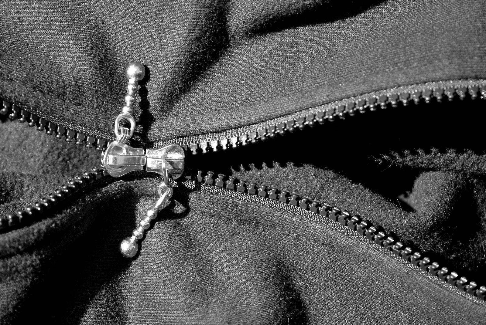 Nikon D3200 sample photo. Zip, clothing, close up photography