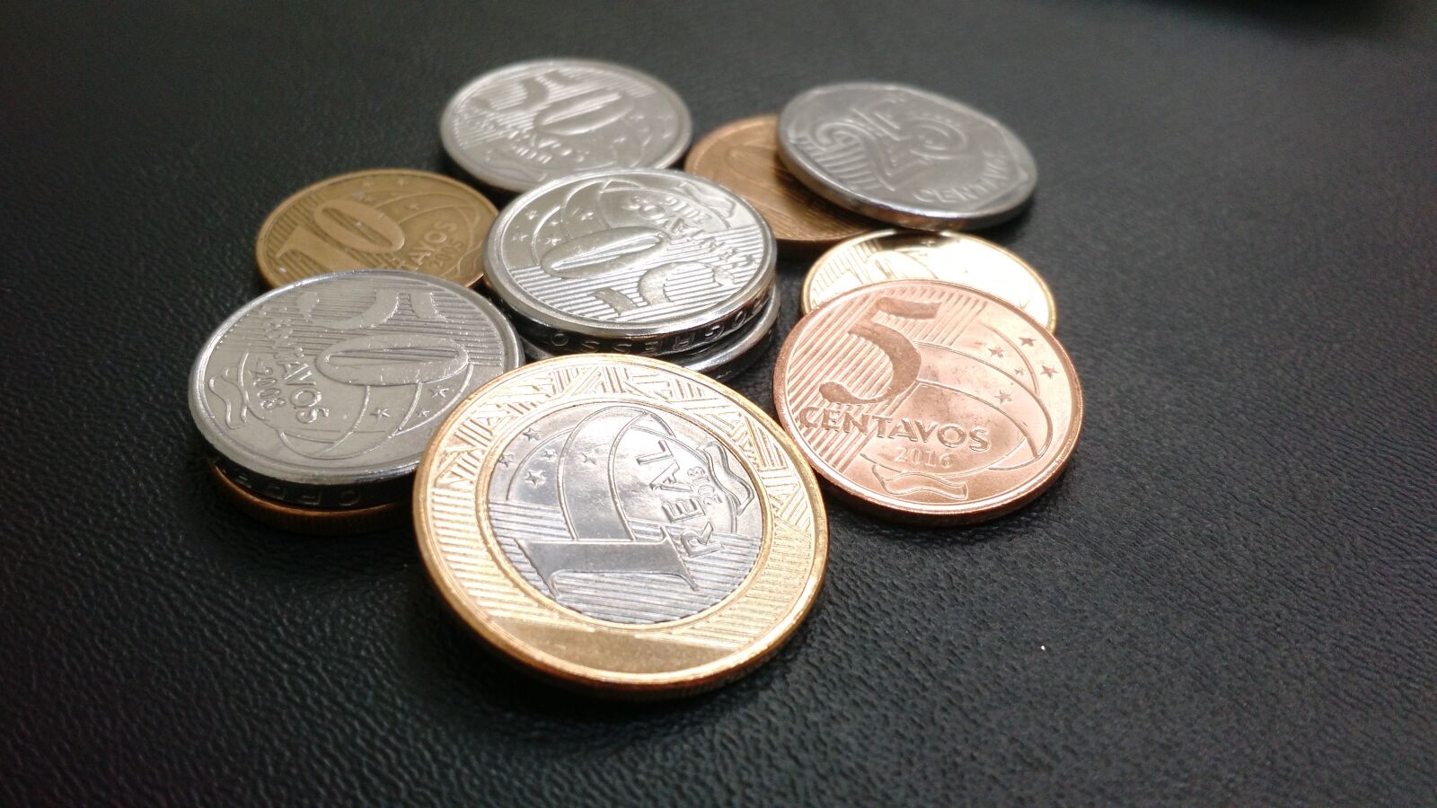 Motorola Moto X (2nd Gen) sample photo. Money, coins, real photography